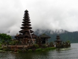 Фото храма Пура Улун Дану на Бали