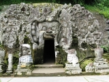 Фото пещеры Гоа Гаджа на Бали в Индонезии